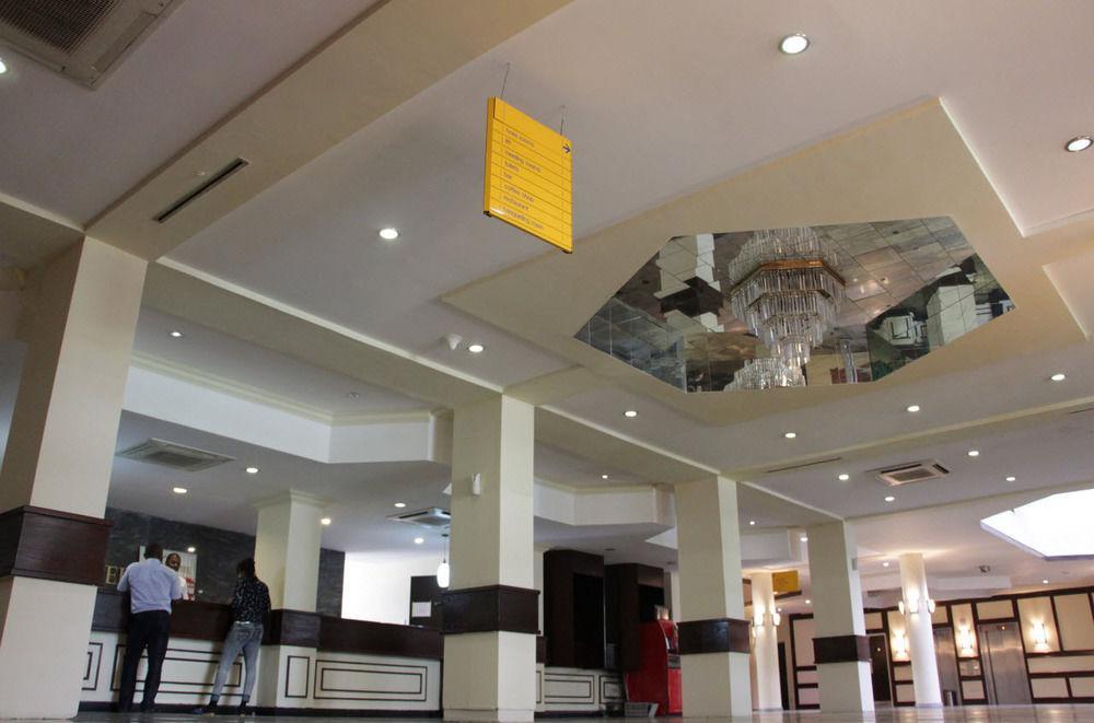 Agura Hotel Abuja Luaran gambar