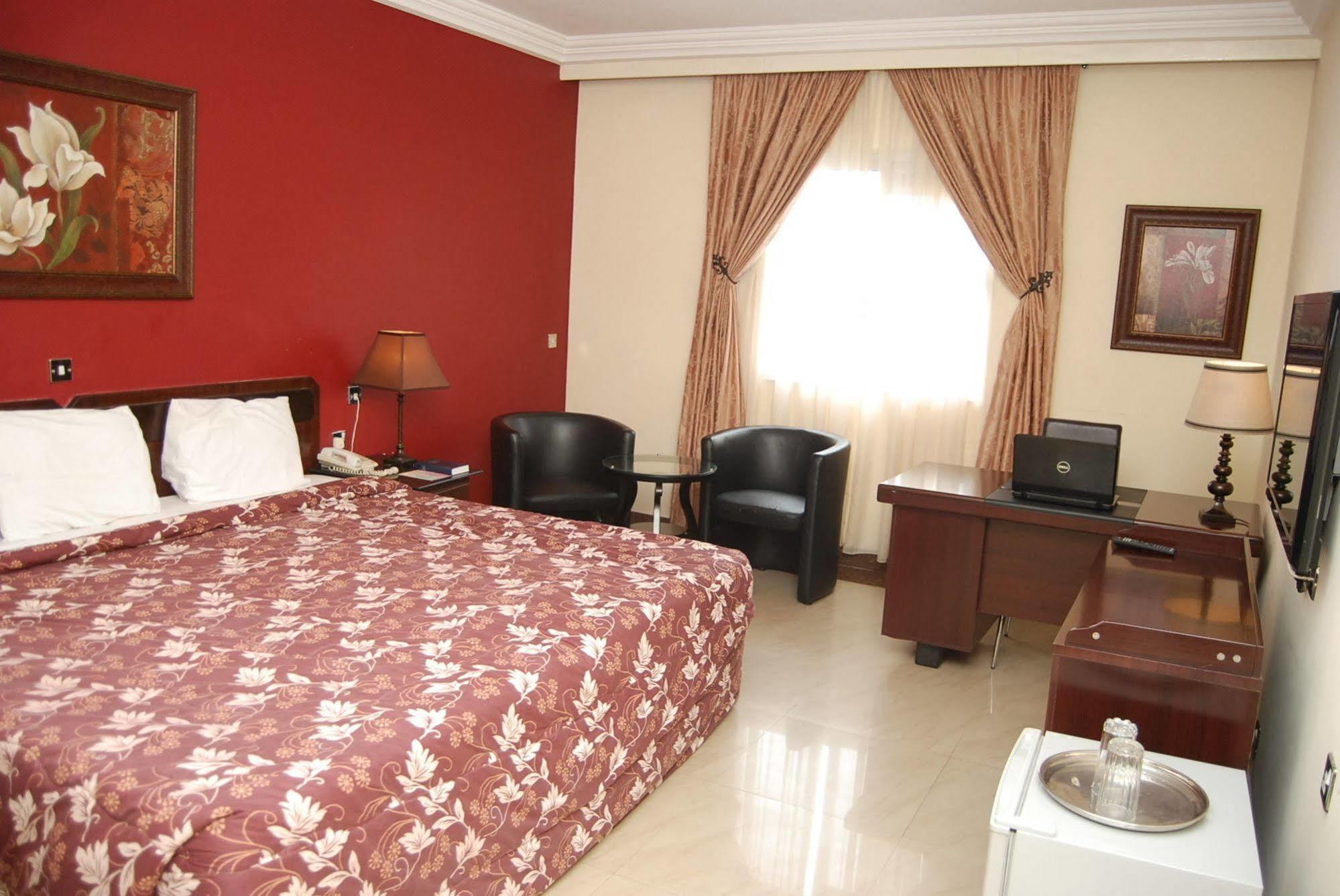 Agura Hotel Abuja Luaran gambar